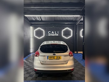 Used Ford Focus 2016 for sale - 76865730: Photo