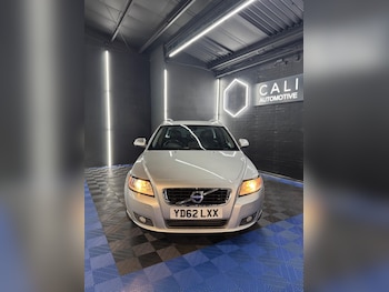Used Volvo V50 2012 for sale - 76866080: Photo