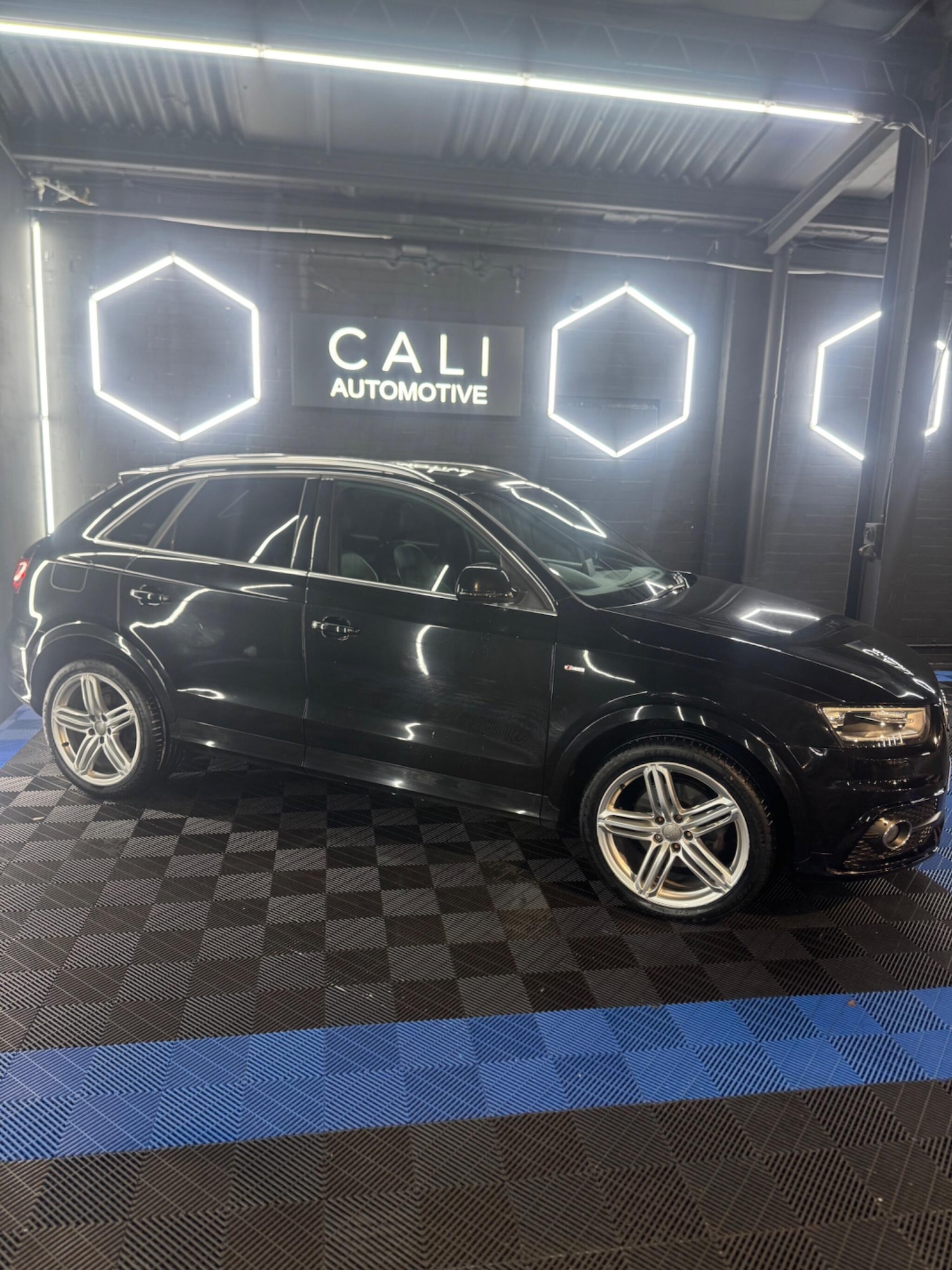 Used Audi Q3 2015 for sale - 77280023: Photo 27