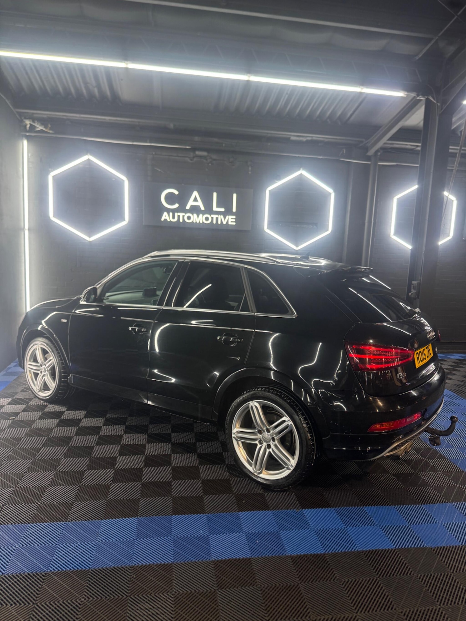 Used Audi Q3 2015 for sale - 77280023: Photo 35