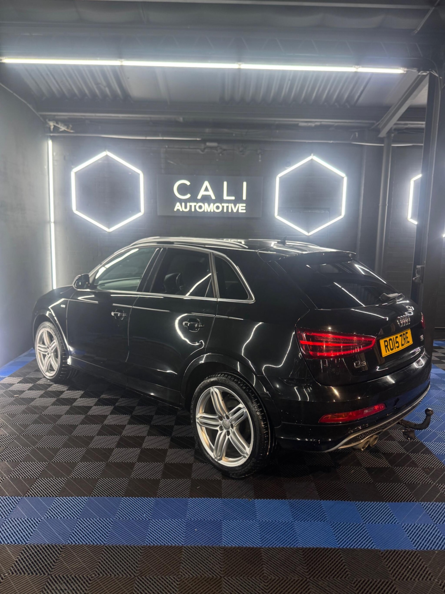 Used Audi Q3 2015 for sale - 77280023: Photo 36