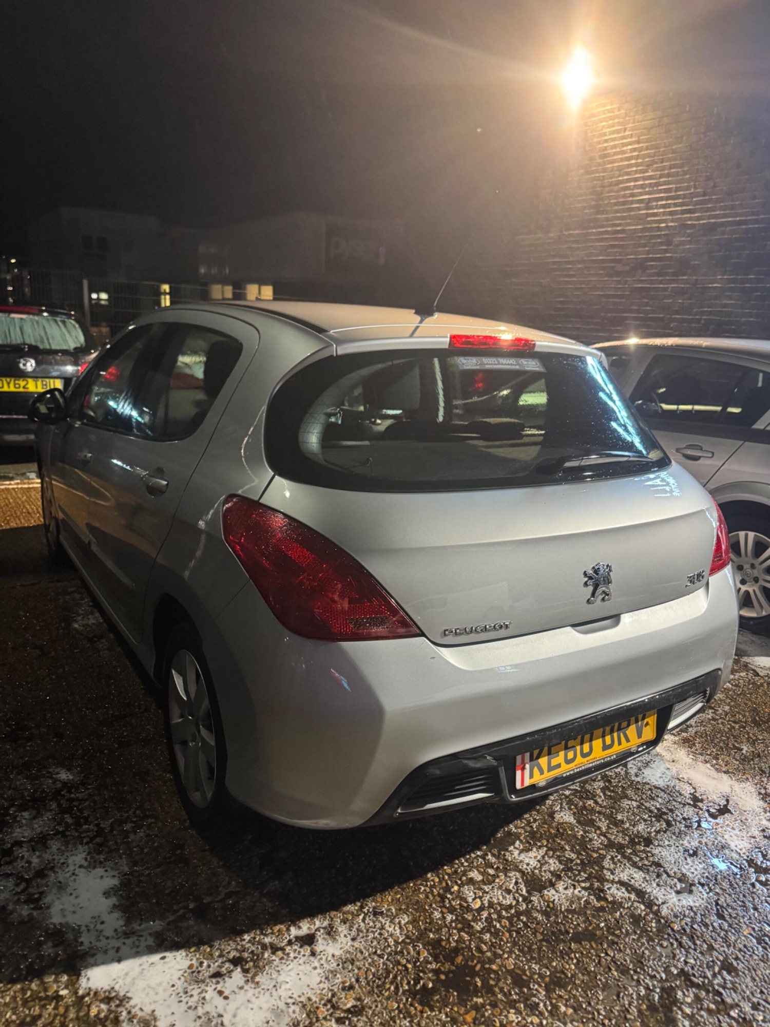 Used Peugeot 308 2011 for sale - 77598259: Photo 3