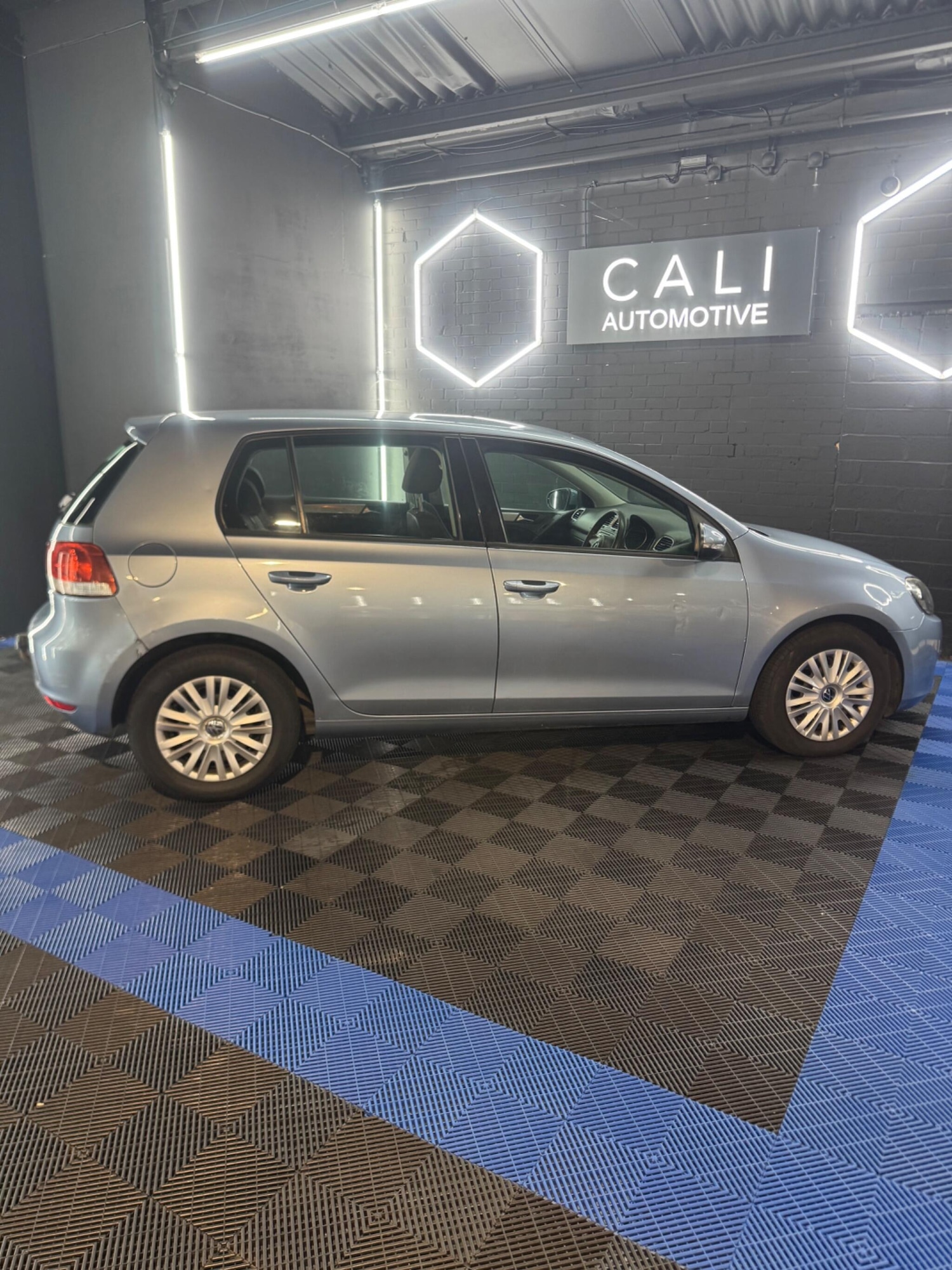 Used Volkswagen Golf 2010 for sale - 76865166: Photo 27