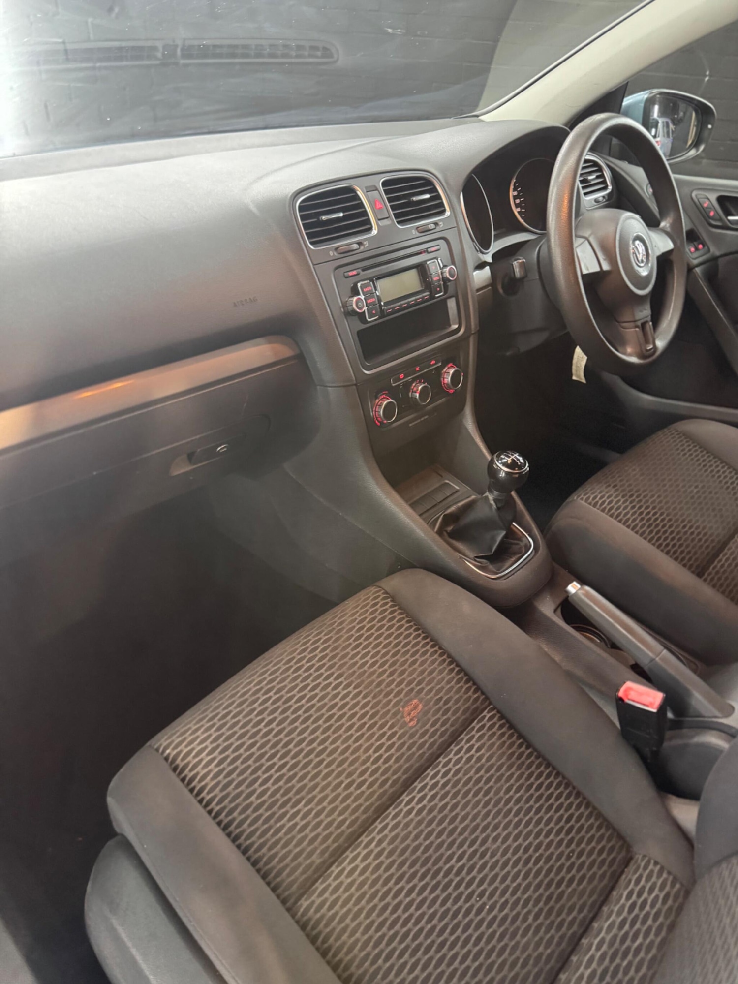 Used Volkswagen Golf 2010 for sale - 76865166: Photo 34