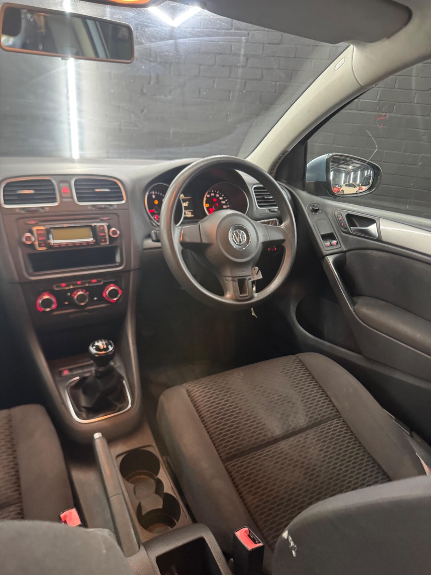 Used Volkswagen Golf 2010 for sale - 76865166: Photo 35