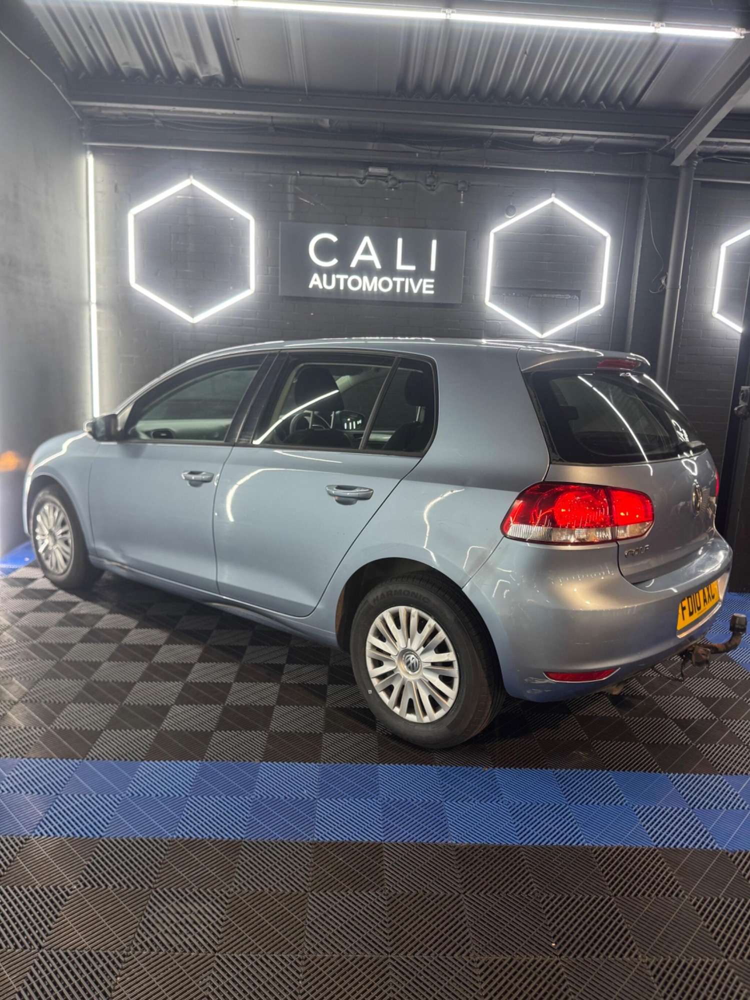 Used Volkswagen Golf 2010 for sale - 76865166: Photo 4