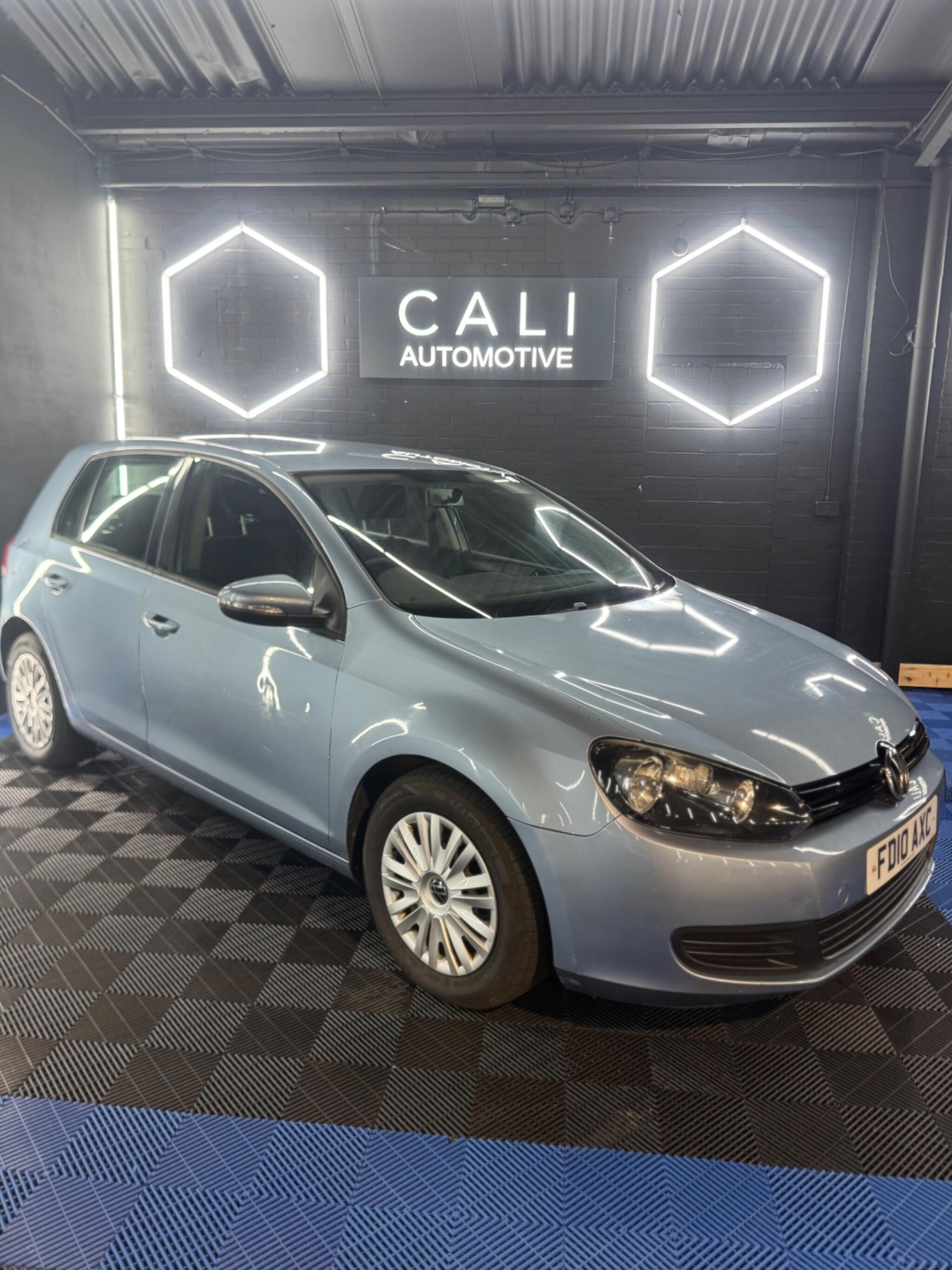 Used Volkswagen Golf 2010 for sale - 76865166: Photo 5