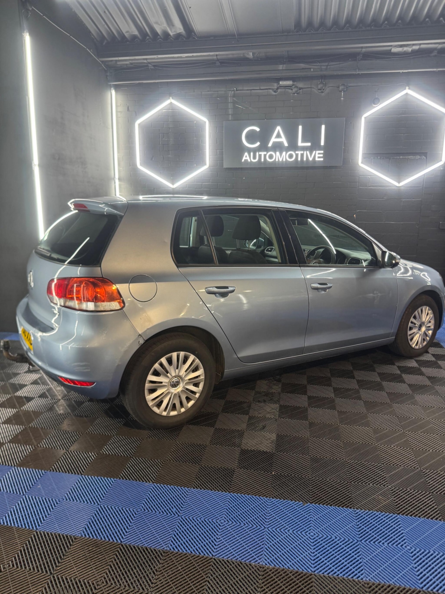 Used Volkswagen Golf 2010 for sale - 76865166: Photo 54