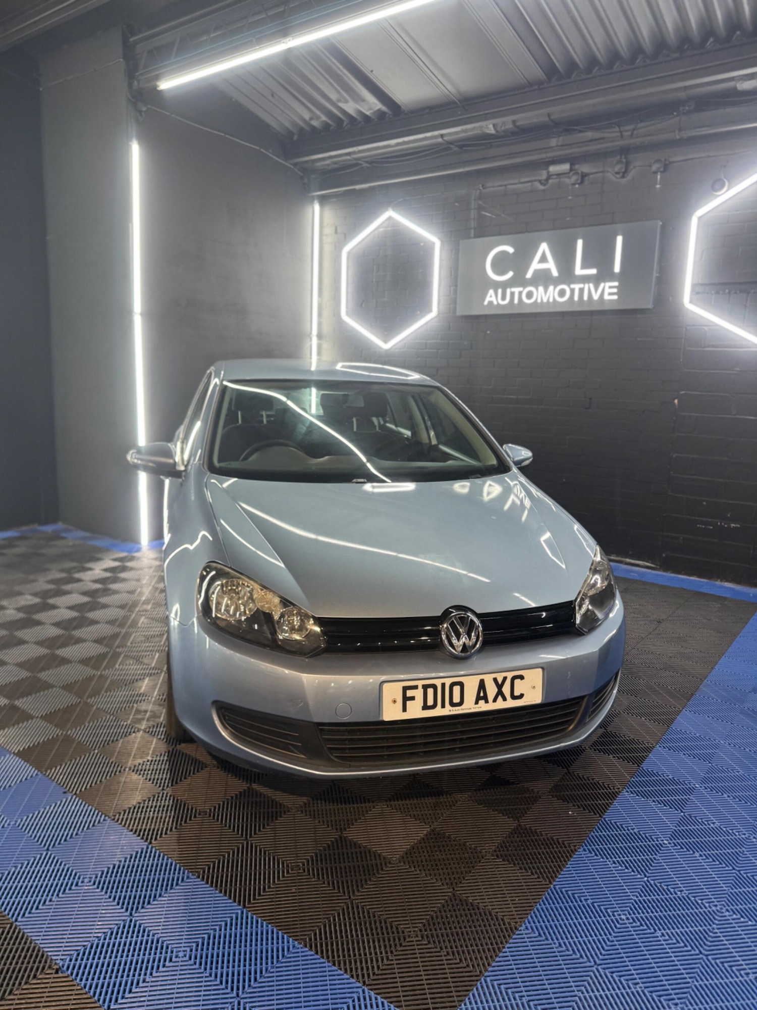 Used Volkswagen Golf 2010 for sale - 76865166: Photo 8