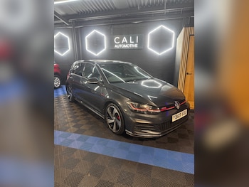 Used Volkswagen Golf 2020 for sale - 78072078: Photo