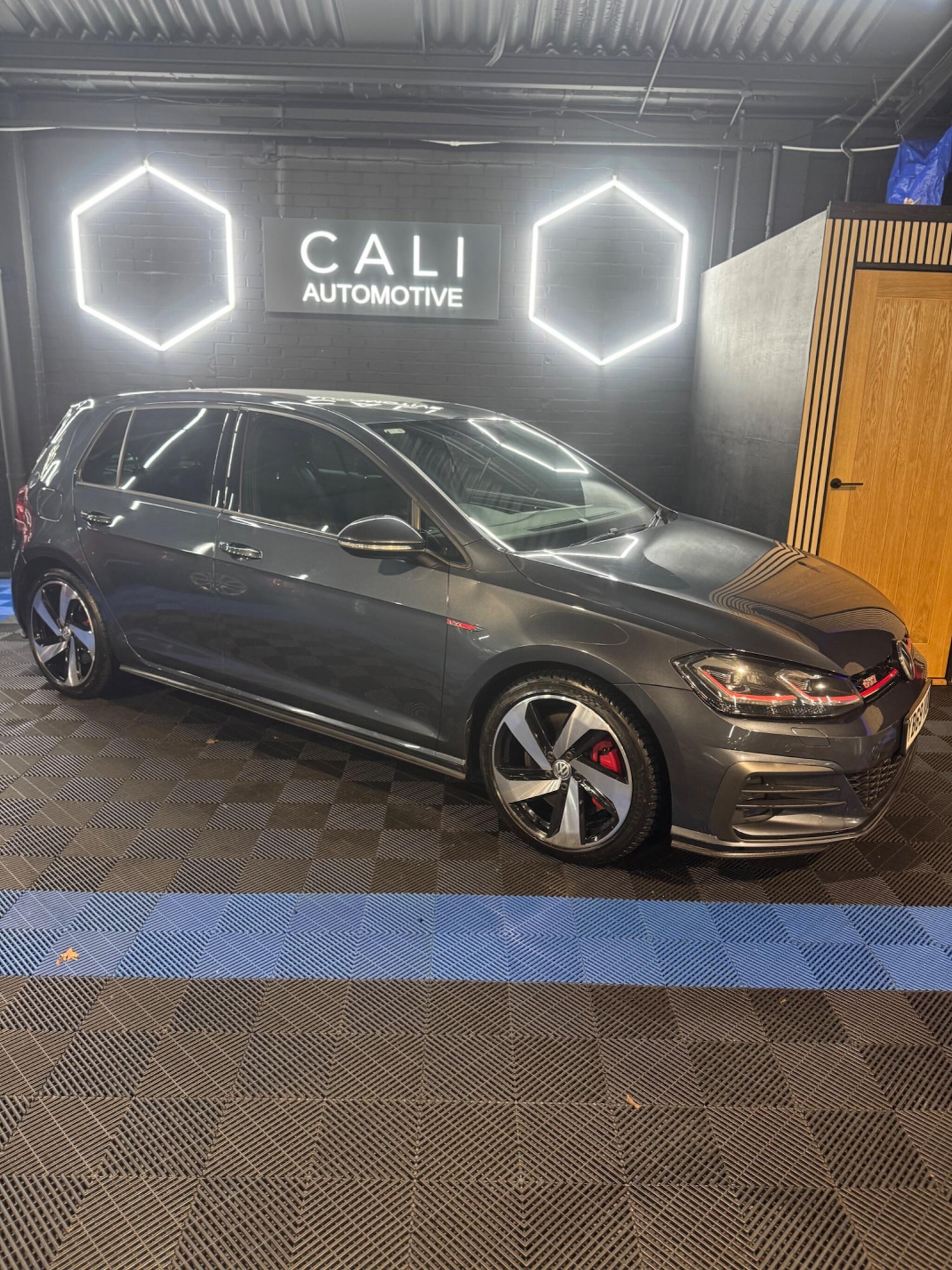 Used Volkswagen Golf 2020 for sale - 78072078: Photo 37