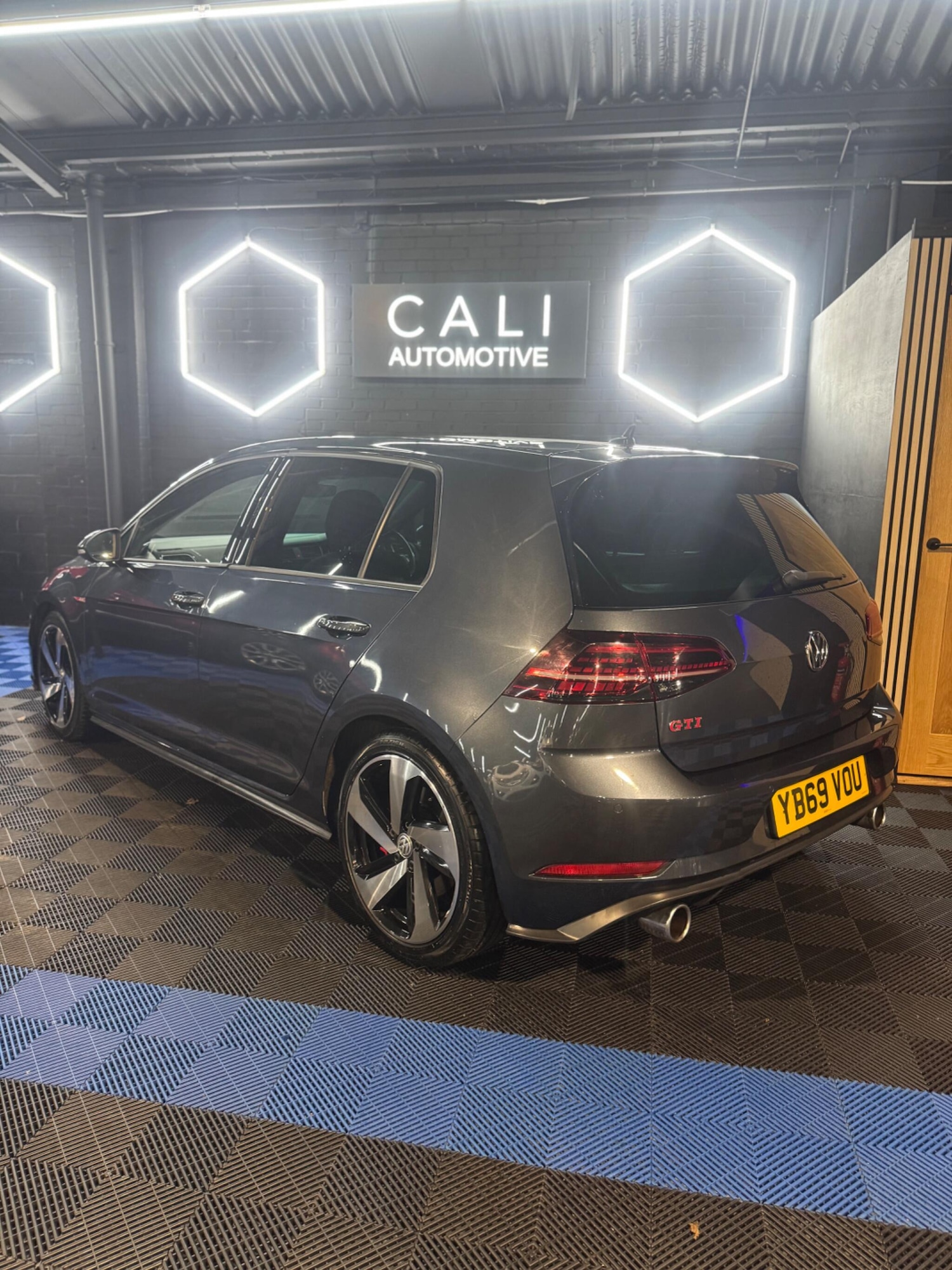 Used Volkswagen Golf 2020 for sale - 78072078: Photo 8