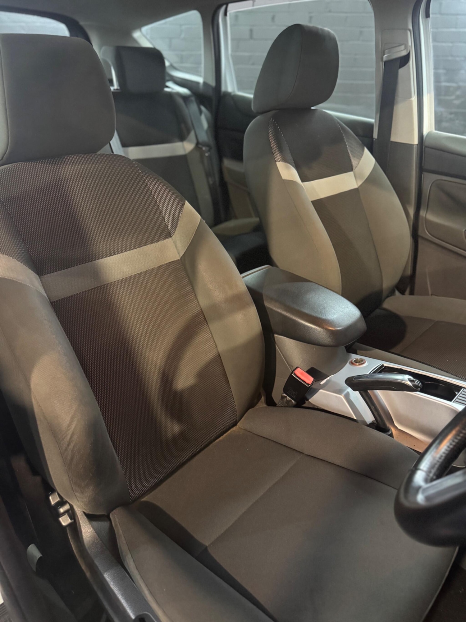 Used Ford Kuga 2011 for sale - 77768350: Photo 25