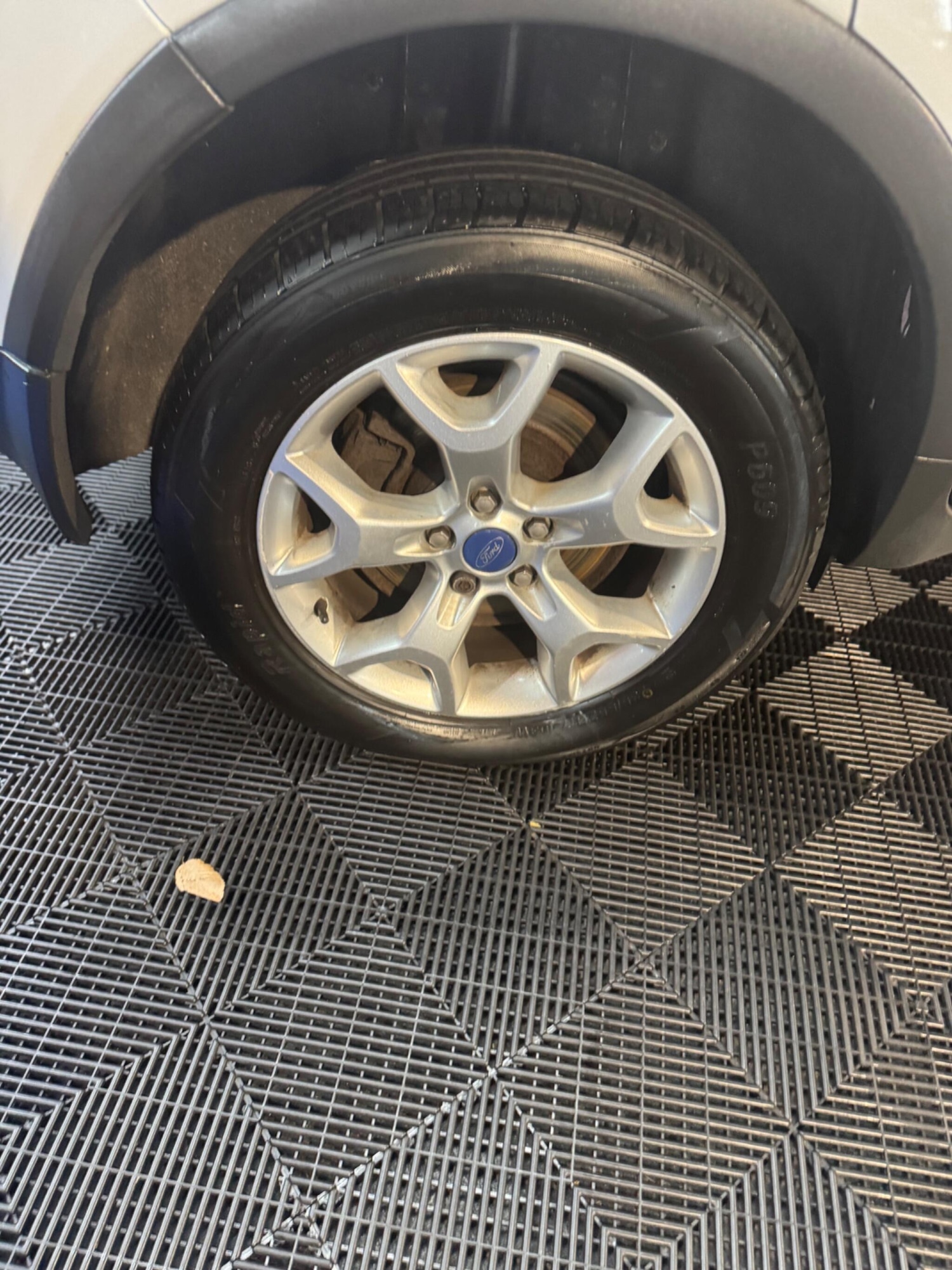 Used Ford Kuga 2011 for sale - 77768350: Photo 29