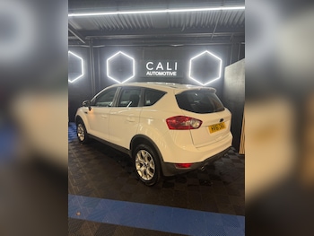 Used Ford Kuga 2011 for sale - 77768350: Photo