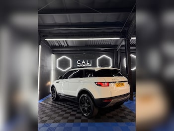 Used Land Rover Range Rover Evoque 2017 for sale - 76866174: Photo