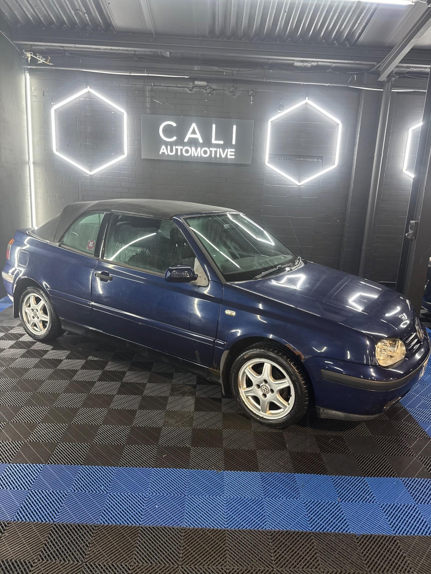 Used Volkswagen Golf 2001 for sale - 77191701: Photo 27