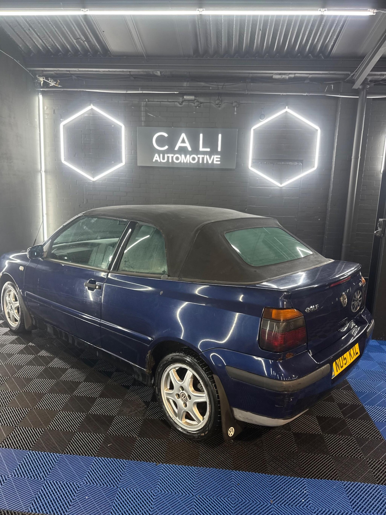 Used Volkswagen Golf 2001 for sale - 77191701: Photo 3