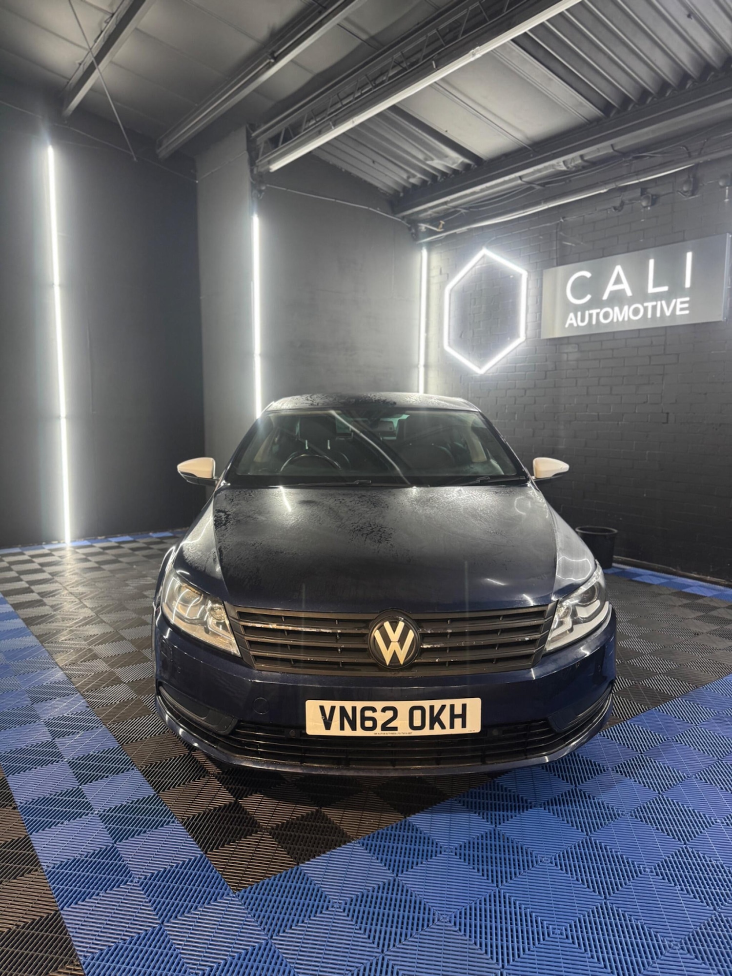 Used Volkswagen CC 2013 for sale - 76866466: Photo 3