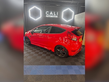 Used Ford Fiesta 2014 for sale - 78585831: Photo