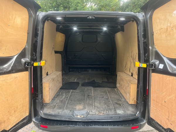 Used Ford Transit Custom 2021 for sale - 76198522: Photo 8
