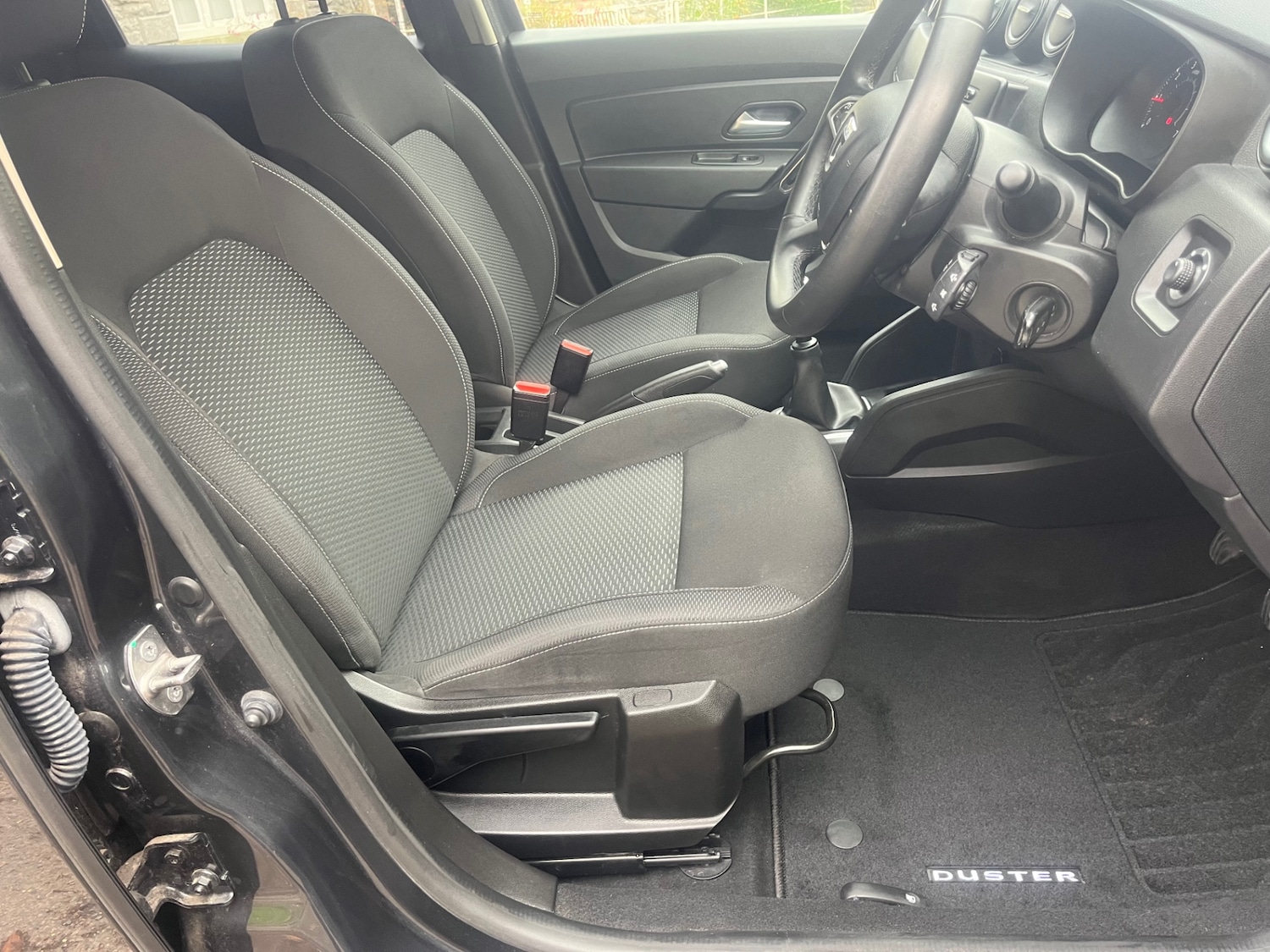 Used Dacia Duster 2018 for sale - 76379065: Photo 8