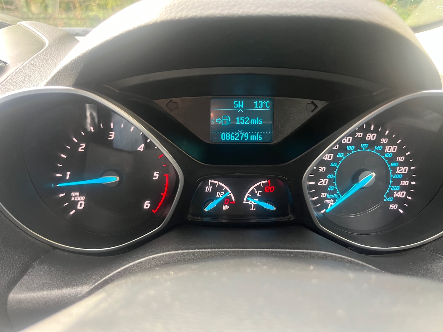 Used Ford Kuga 2015 for sale - 76134352: Photo 12