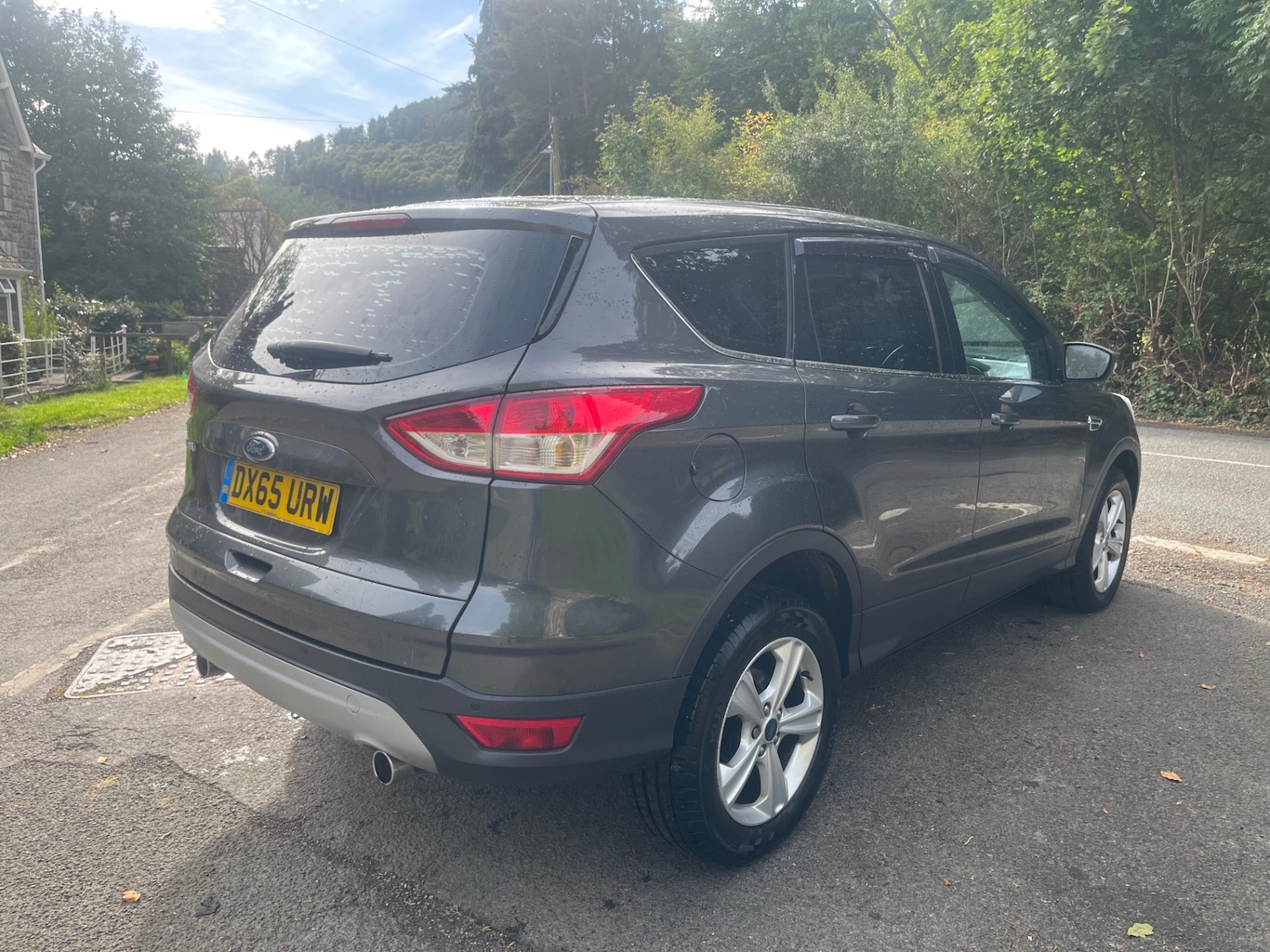Used Ford Kuga 2015 for sale - 76134352: Photo 2