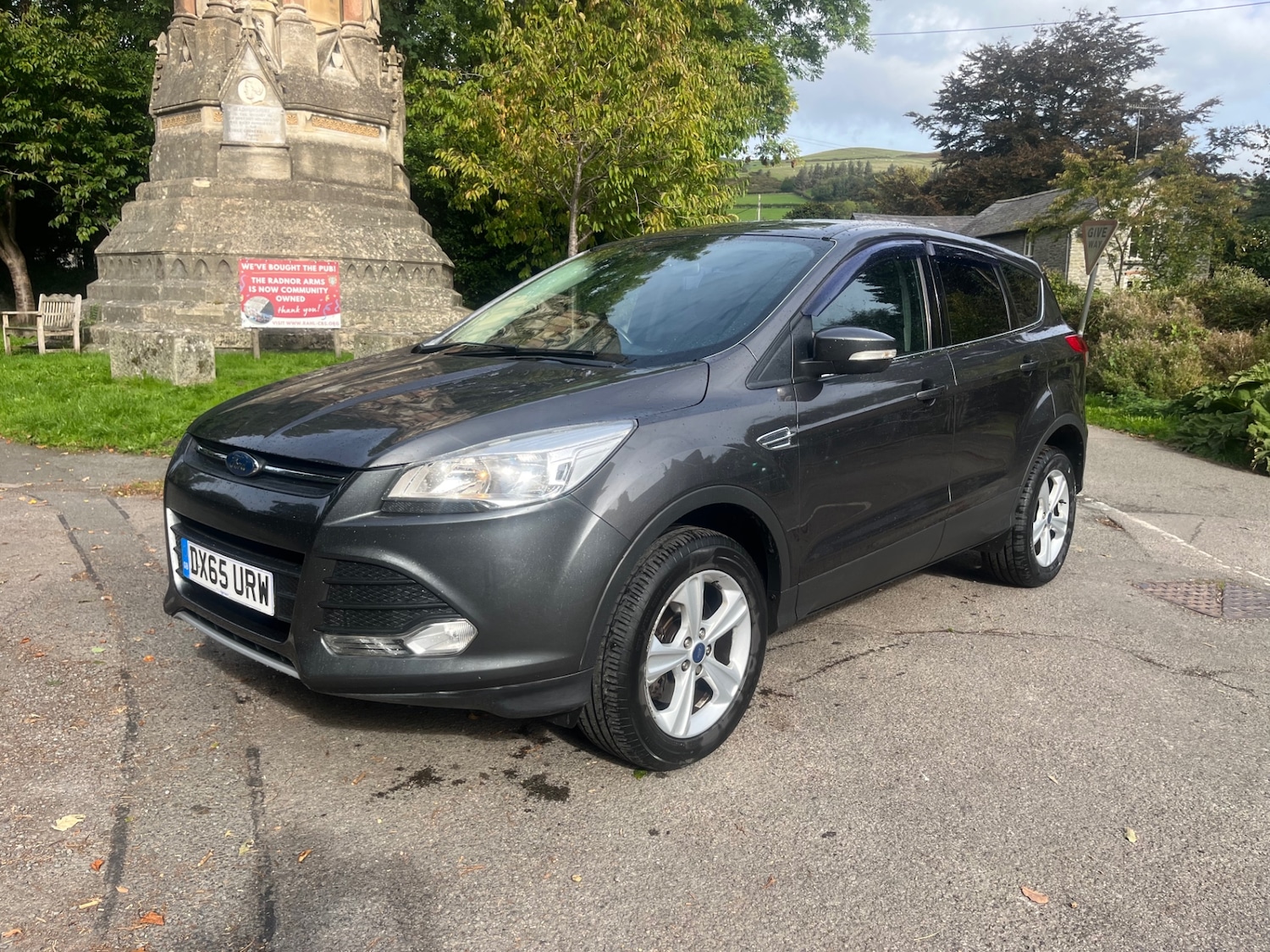 Used Ford Kuga 2015 for sale - 76134352: Photo 5