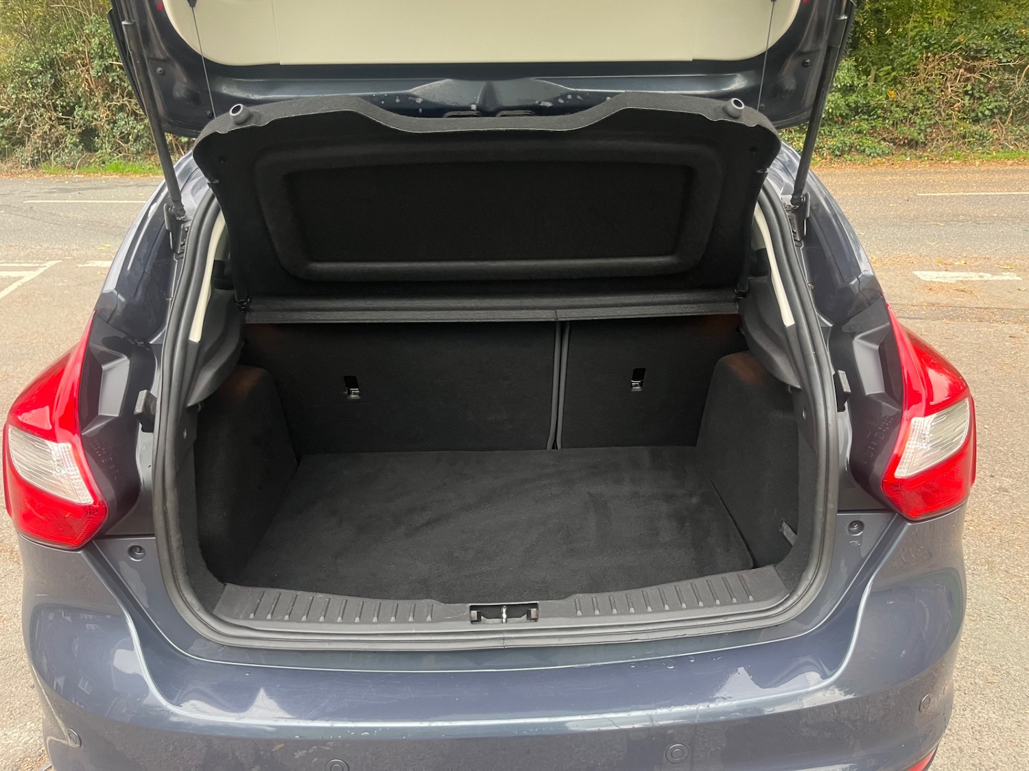 Used Ford Focus 2014 for sale - 76383110: Photo 9