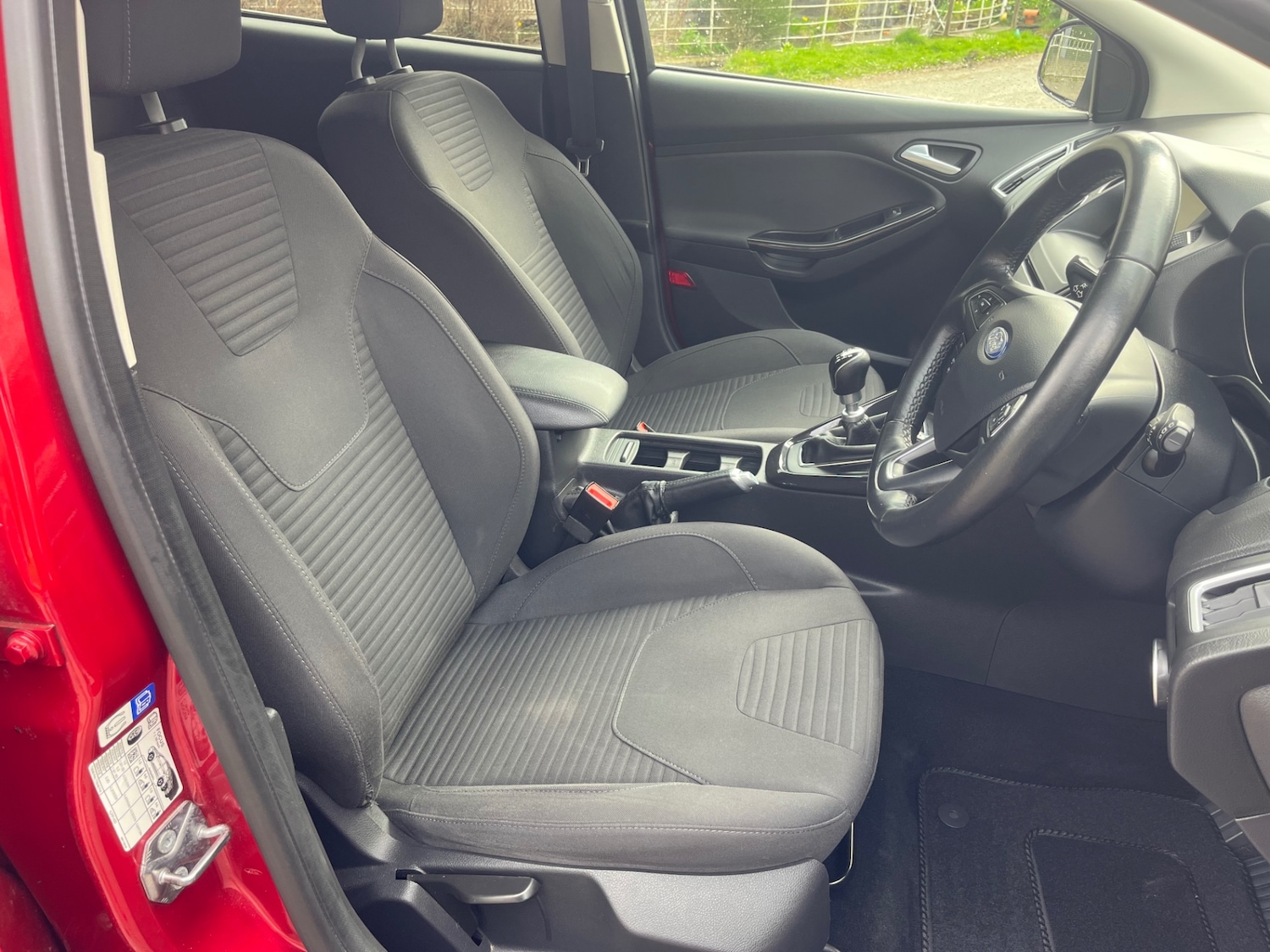 Used Ford Focus 2015 for sale - 78060689: Photo 9