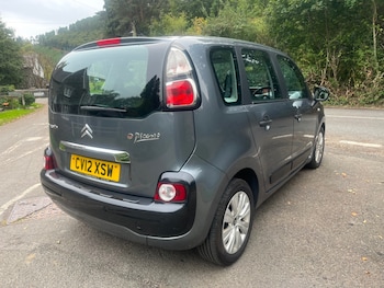 Used Citroen C3 Picasso 2012 for sale - 76268210: Photo