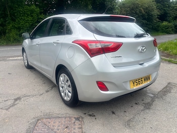 Used Hyundai i30 2015 for sale - 79196018: Photo