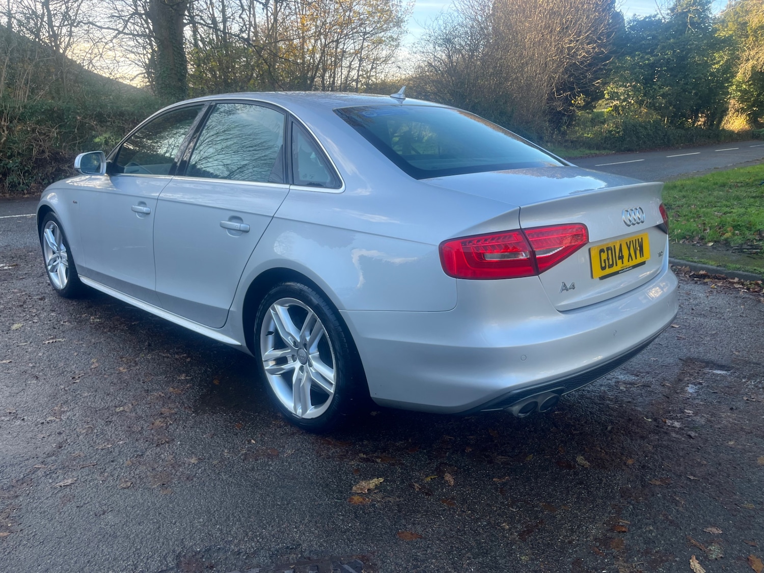 Used Audi A4 2014 for sale - 76757403: Photo 4