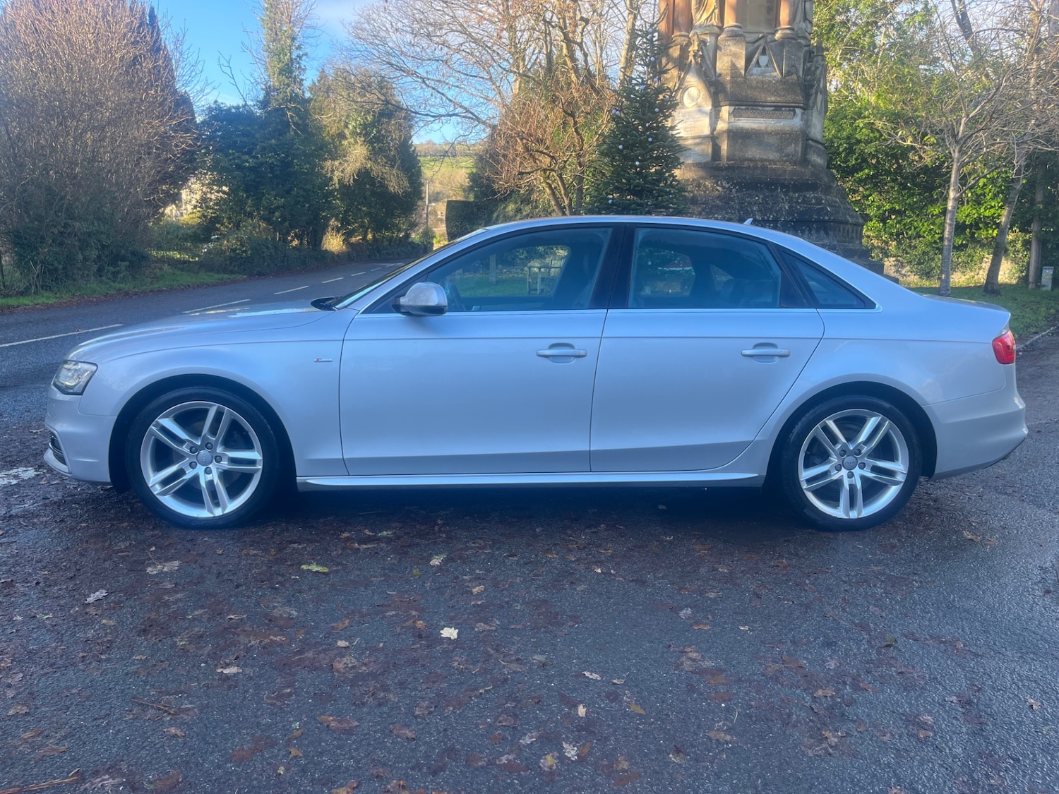 Used Audi A4 2014 for sale - 76757403: Photo 5