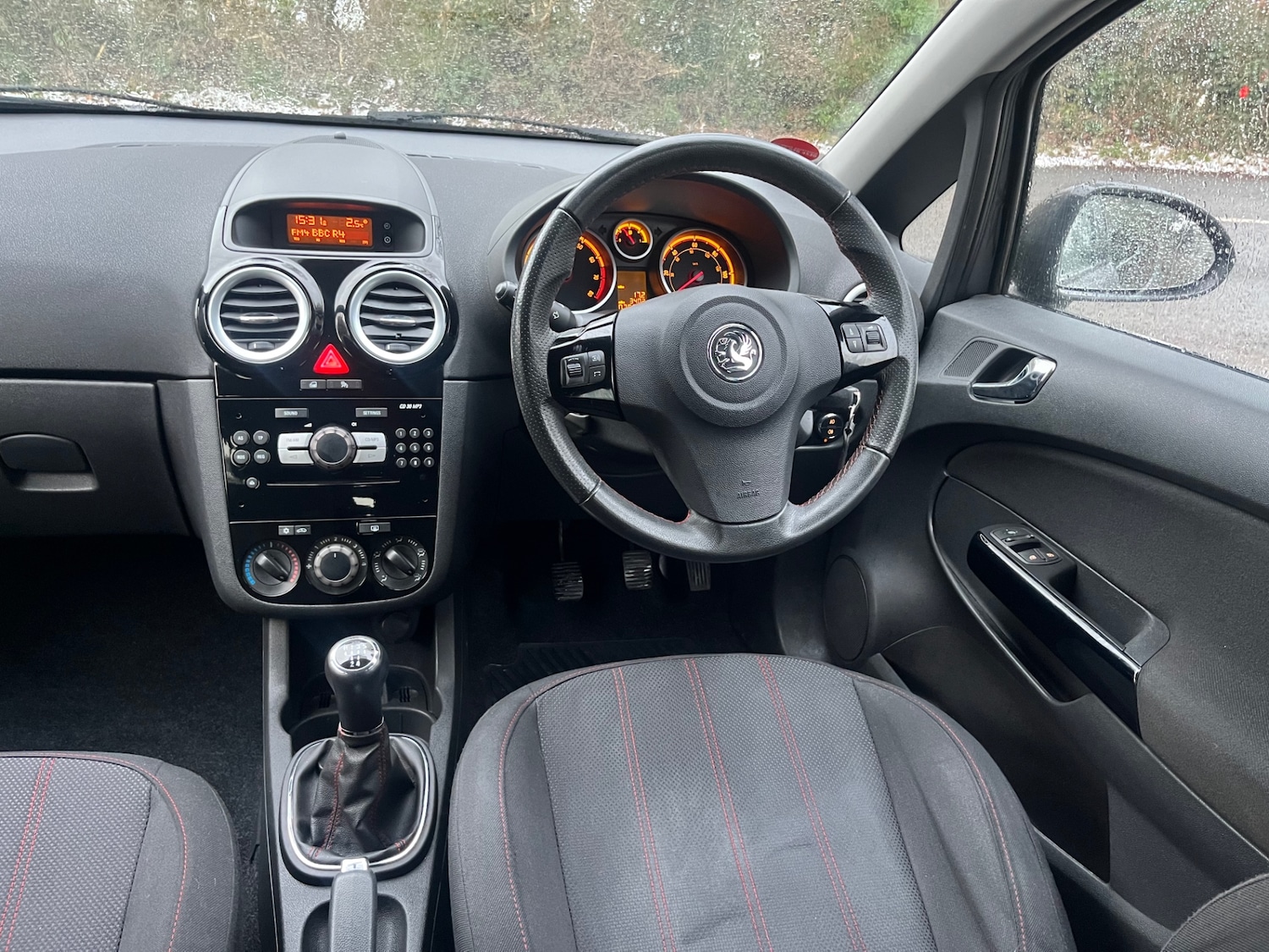 Used Vauxhall Corsa 2011 for sale - 77210699: Photo 10