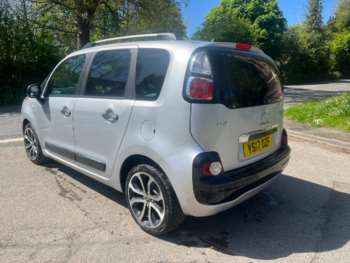 Used Citroen C3 Picasso 2017 for sale - 74513787: Photo