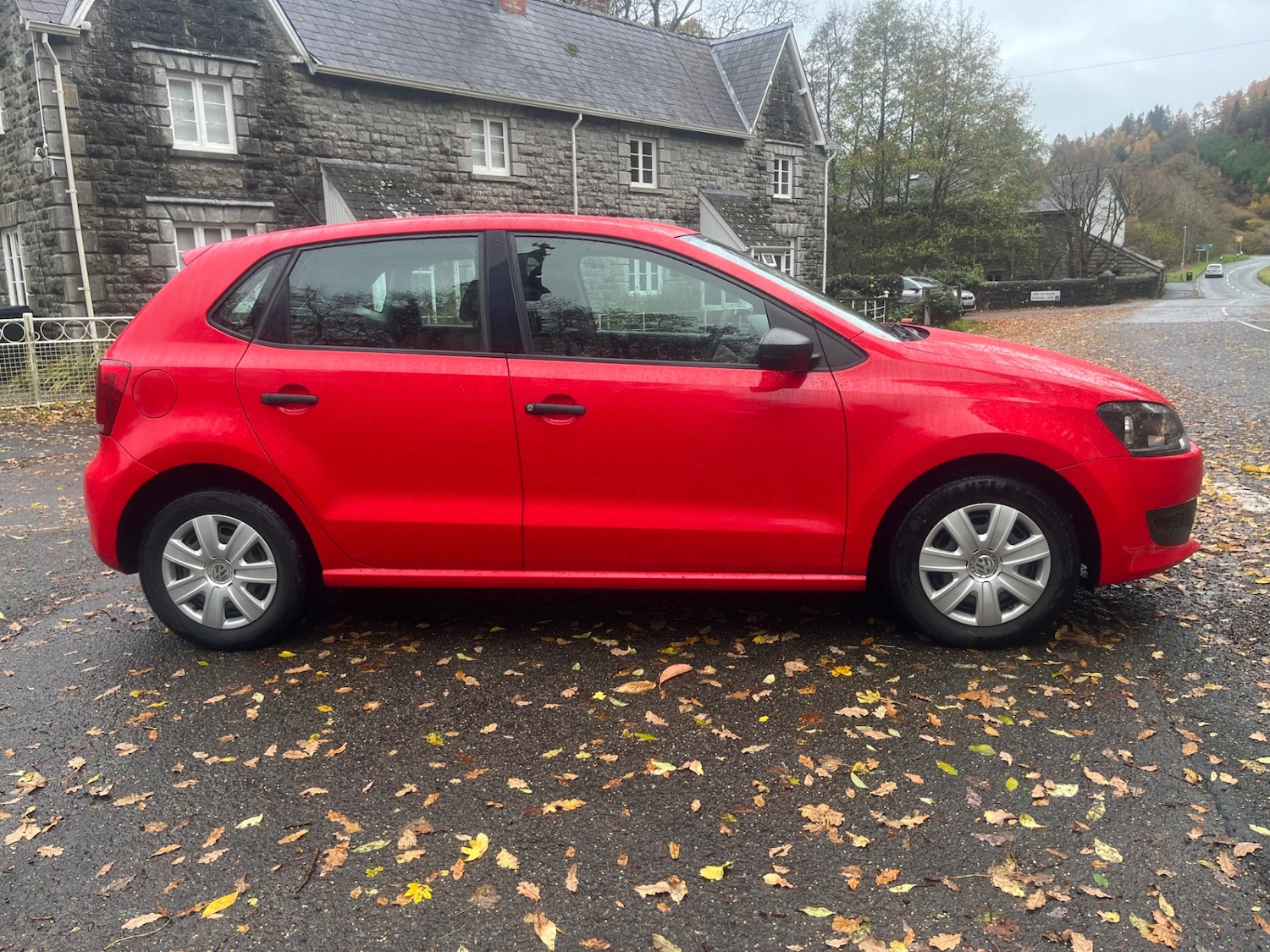 Used Volkswagen Polo 2012 for sale - 76450028: Photo 2