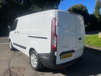Used Ford Transit Custom 2019 for sale - 76097105: Photo