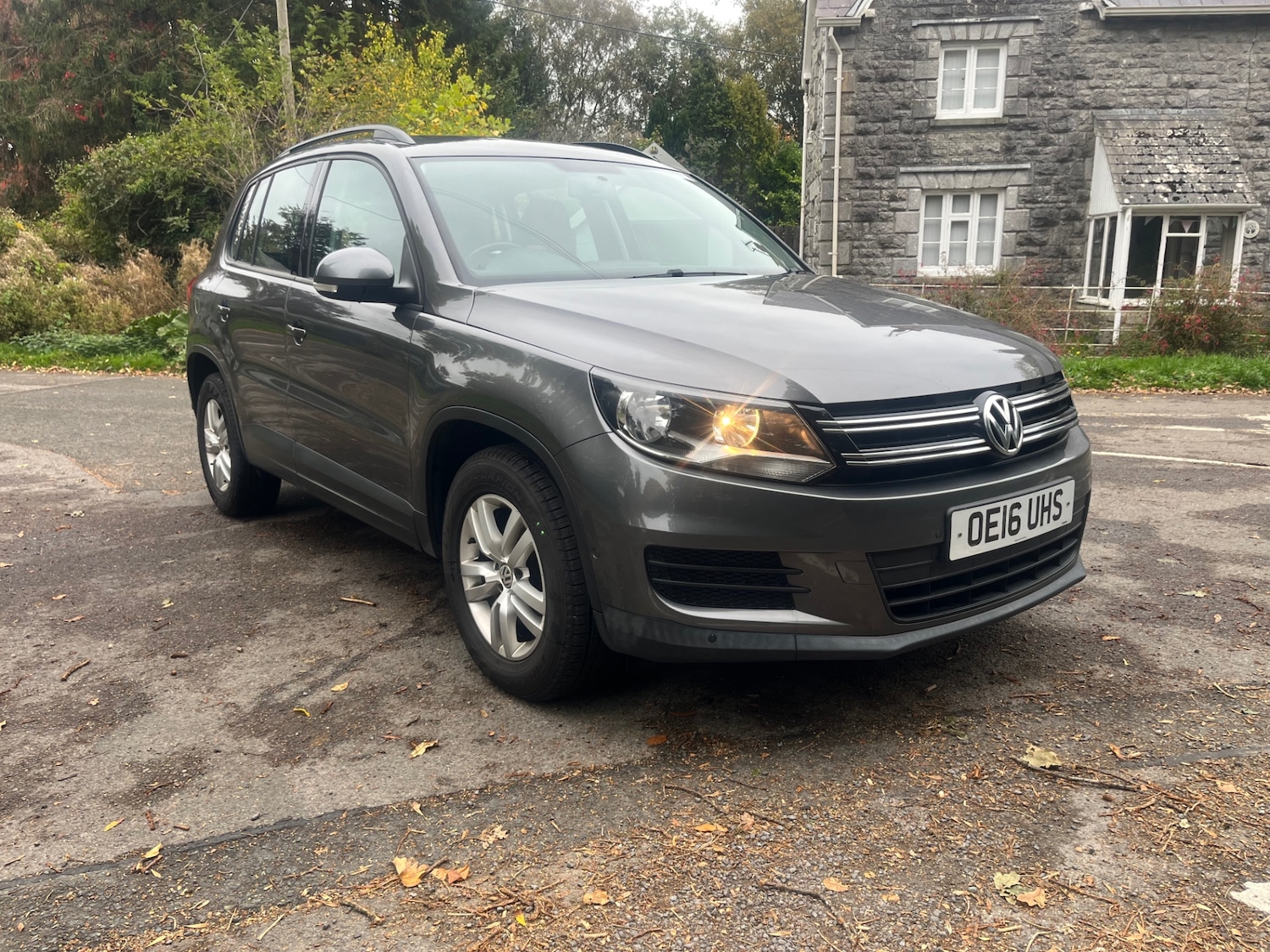 Used Volkswagen Tiguan 2016 for sale - 76379014: Photo 2