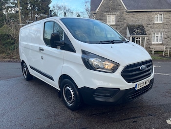 Ford Transit Custom feature image