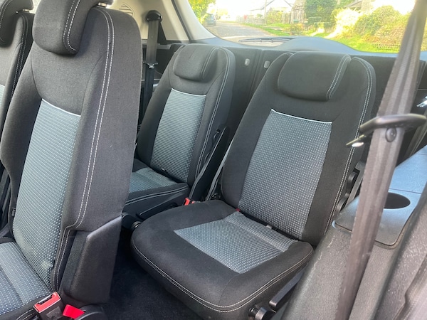 Used Ford S-Max 2012 for sale - 76208619: Photo 11