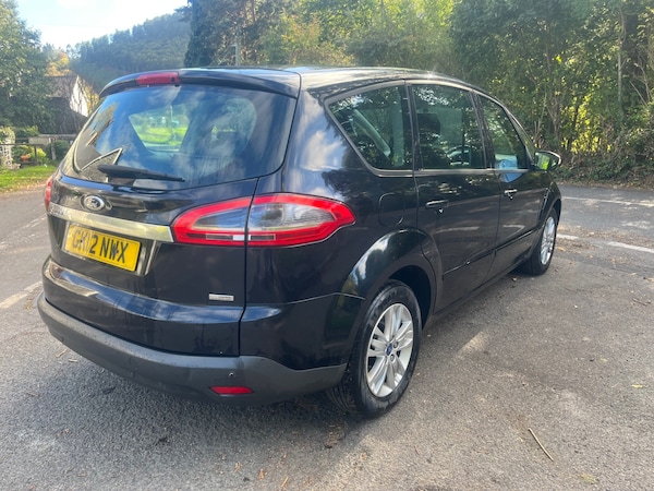 Used Ford S-Max 2012 for sale - 76208619: Photo 3