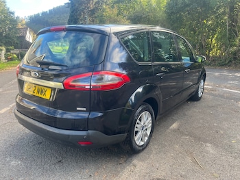 Used Ford S-Max 2012 for sale - 76208619: Photo 3