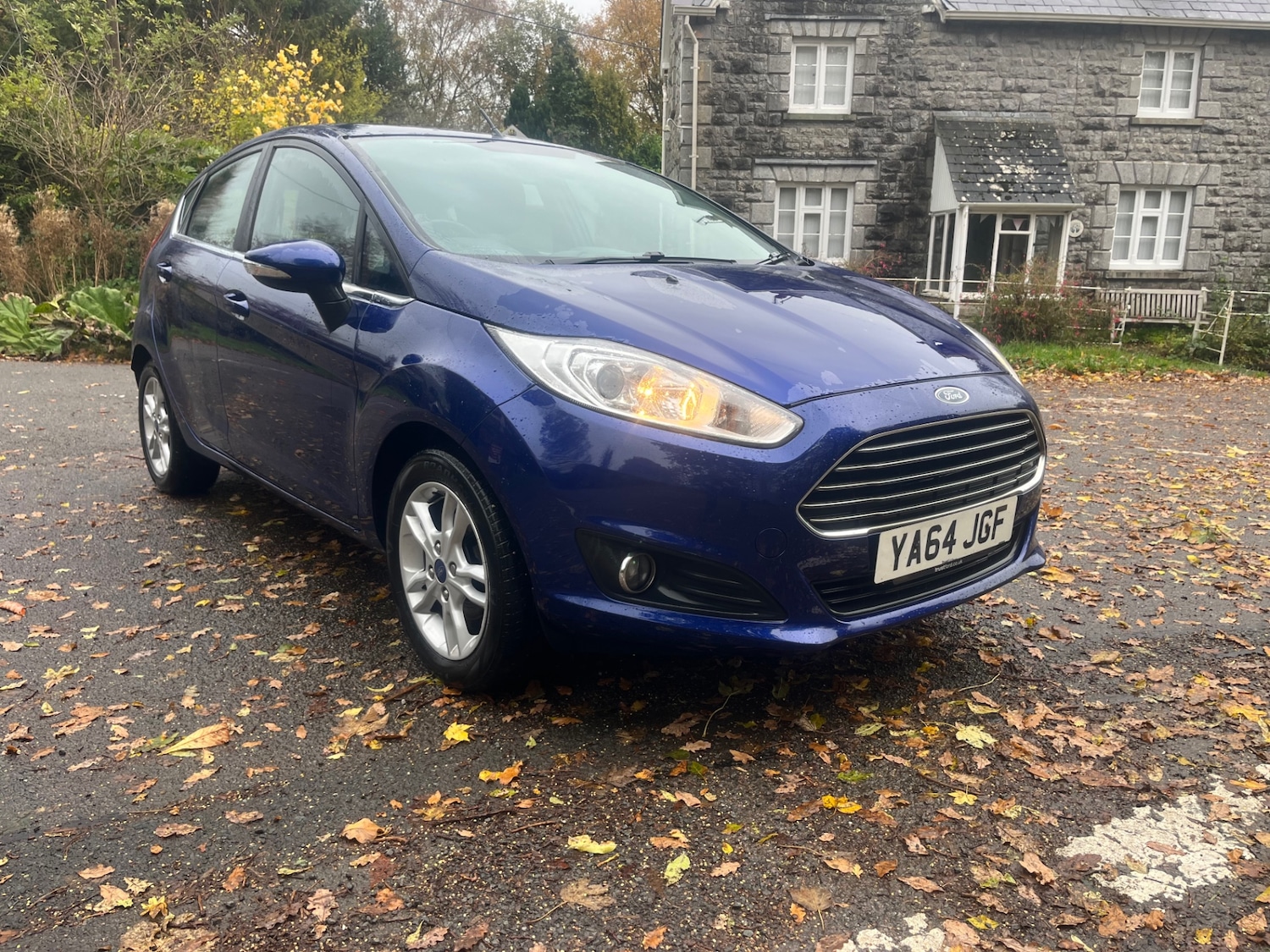 Used Ford Fiesta 2015 for sale - 76504728: Photo 2