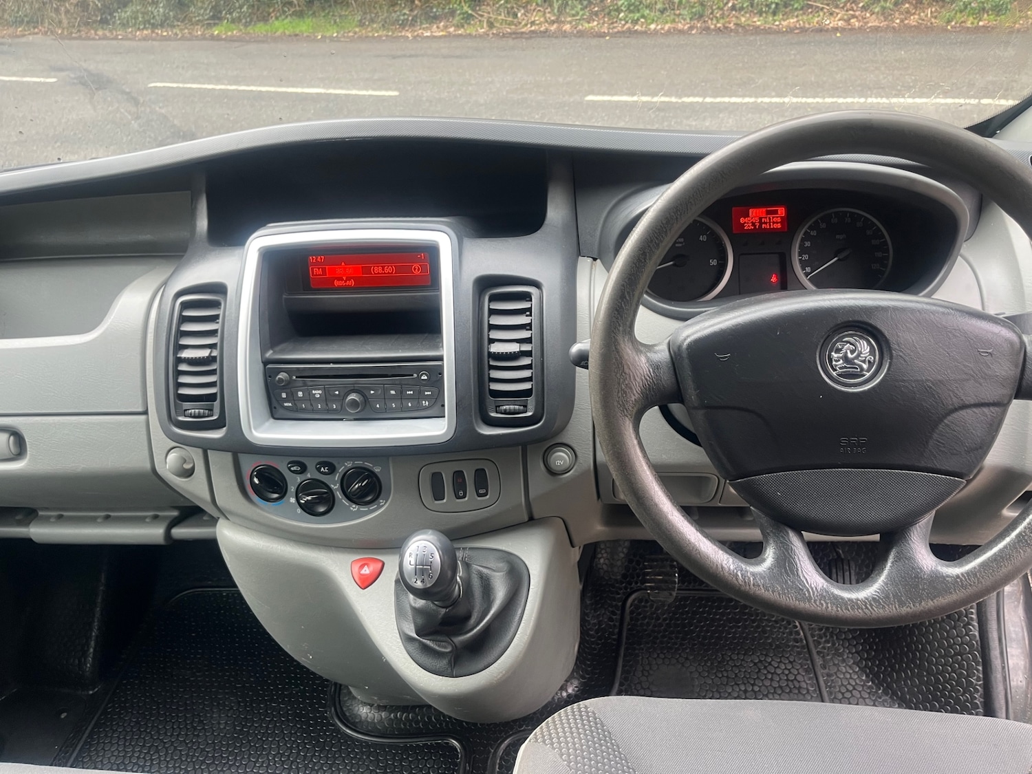 Used Vauxhall Vivaro 2014 for sale - 77744124: Photo 12