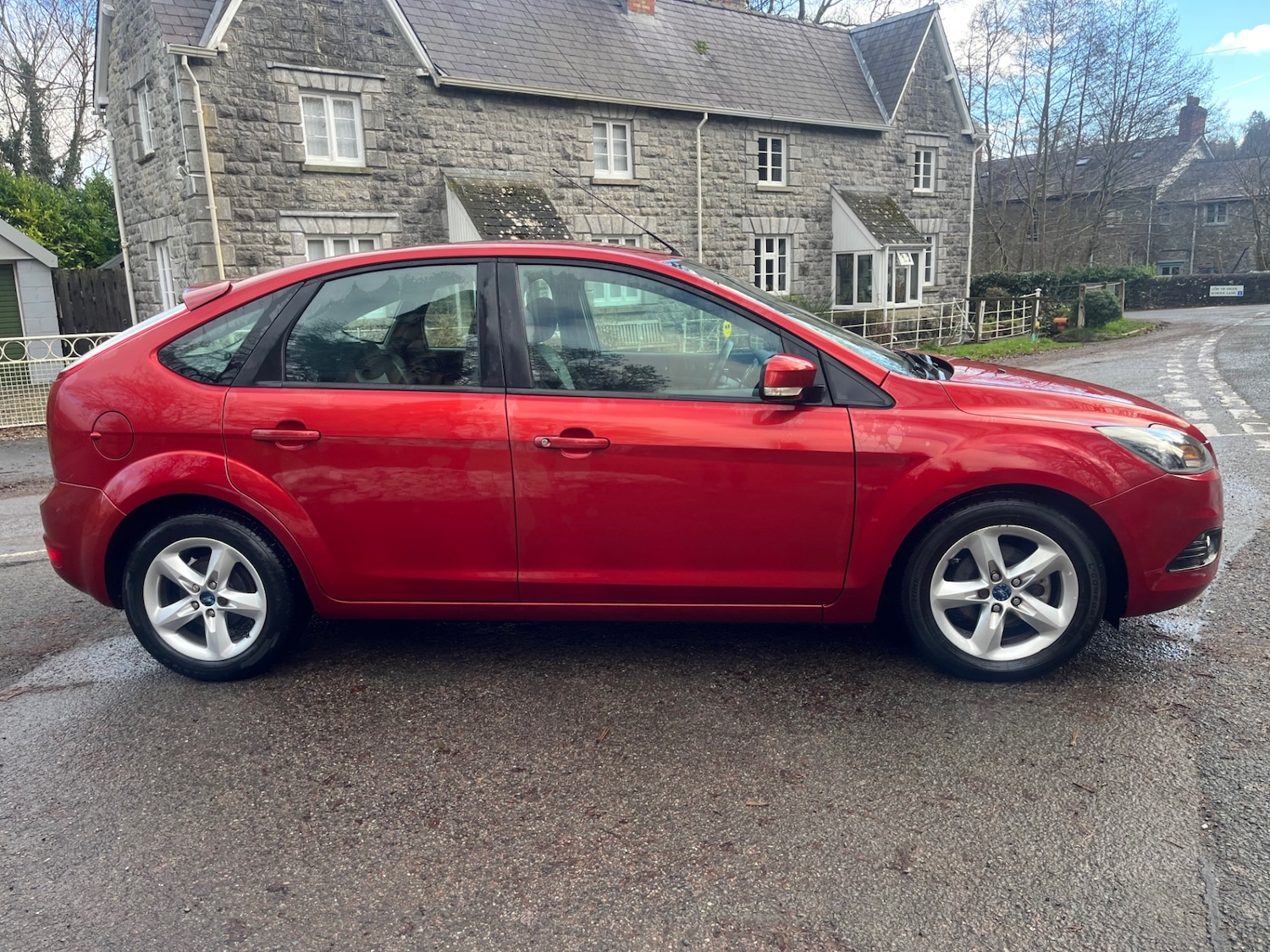 Used Ford Focus 2009 for sale - 77234603: Photo 2