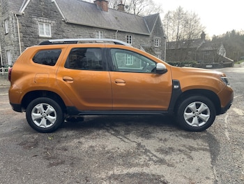 Used Dacia Duster 2019 for sale - 77589668: Photo