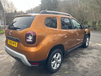 Used Dacia Duster 2019 for sale - 77589668: Photo
