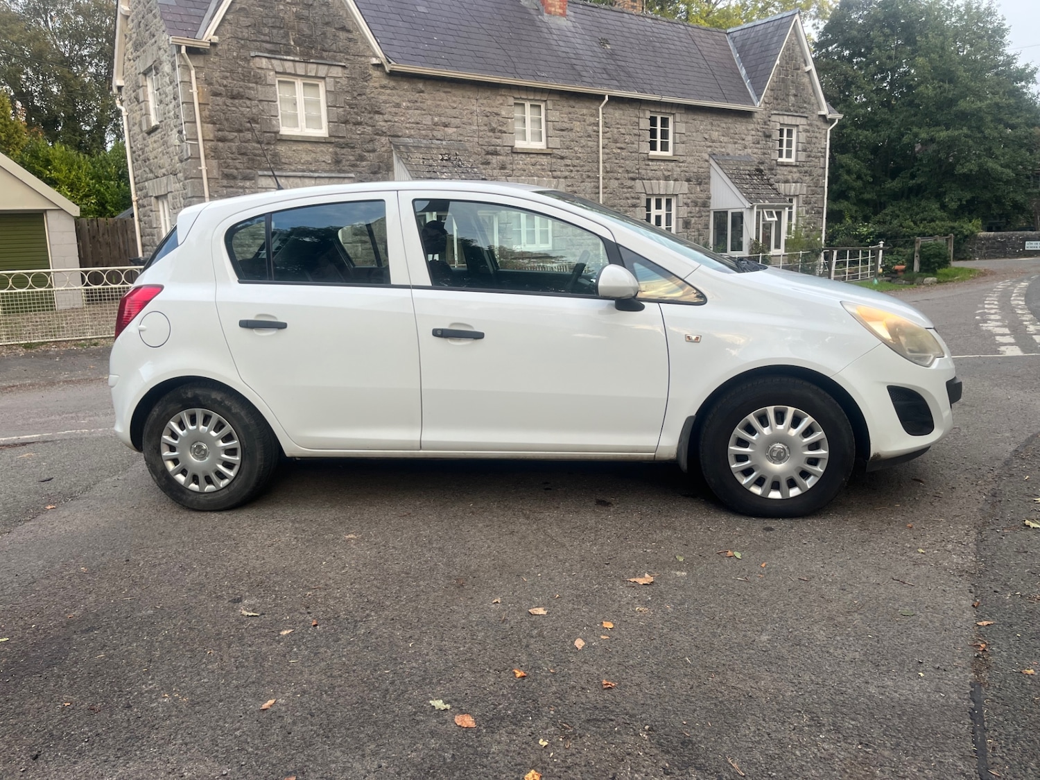 Used Vauxhall Corsa 2012 for sale - 76211069: Photo 1
